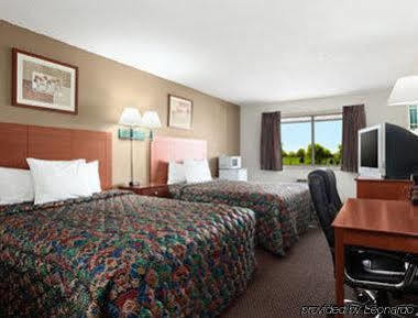 Days Inn By Wyndham Ankeny - Des Moines Exteriér fotografie